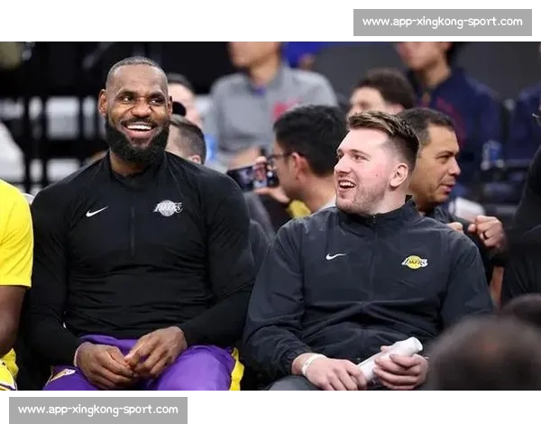 安吉首笔亏本交易曝光！湖人意外捡漏，美媒：紫金军团赚翻了