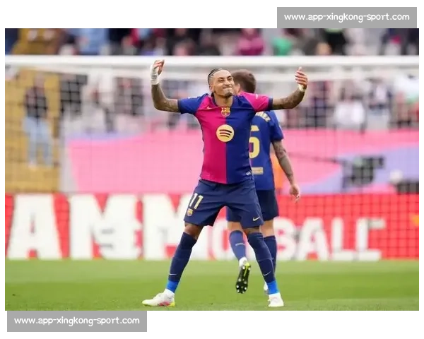 弗里克革新战术体系，奥尔莫成巴萨伪九号核心