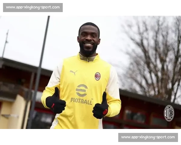 尤文双线追击米兰双星!托莫里续约僵局成突破口,特奥转会博弈升级 尤文双线追击米兰双星!托莫里续约僵局成突破口,特奥转会博弈升级